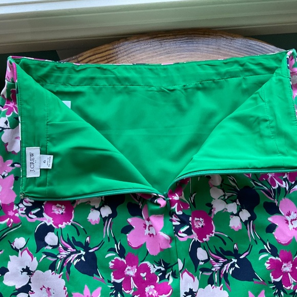 Gorgeous J. Crew Factory Floral Skirt Brilliant Multicolored - Picture 3 of 7